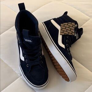NWT Vans Men’s/Women’s Dark Blue High-Top Sneakers